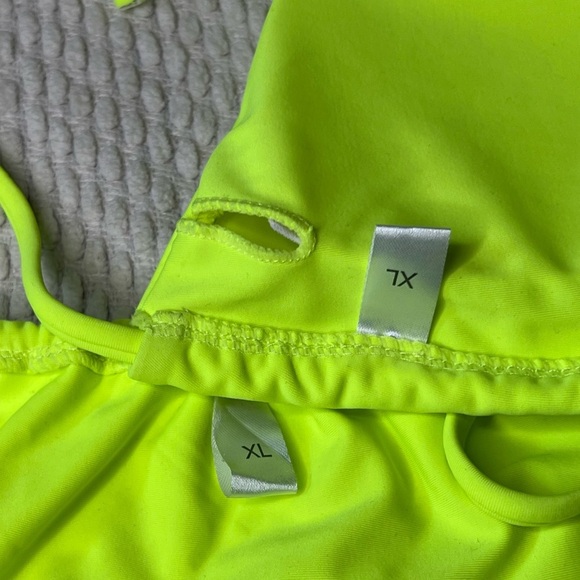 🖤New Two Piece Swimsuit 🖤 - Picture 5 of 5